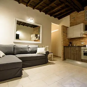 New Navona Elegant Apartment Rome