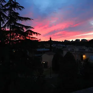 Mercedes Apartment Rome