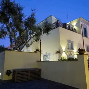 Klaudia - Charming House Apartment San Giorgio a Cremano