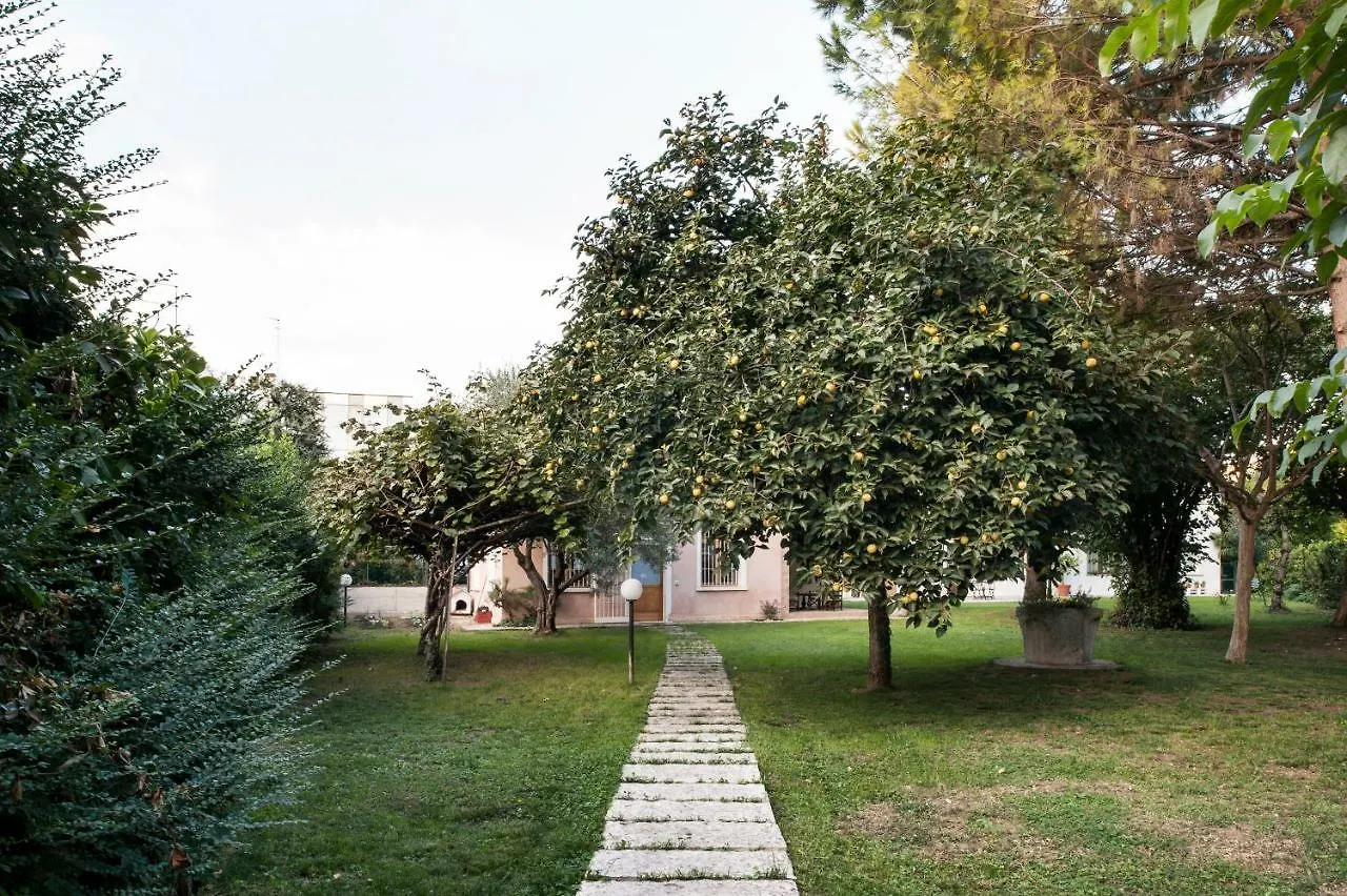 בית נופש הוילה מסטרה Casa Lunia